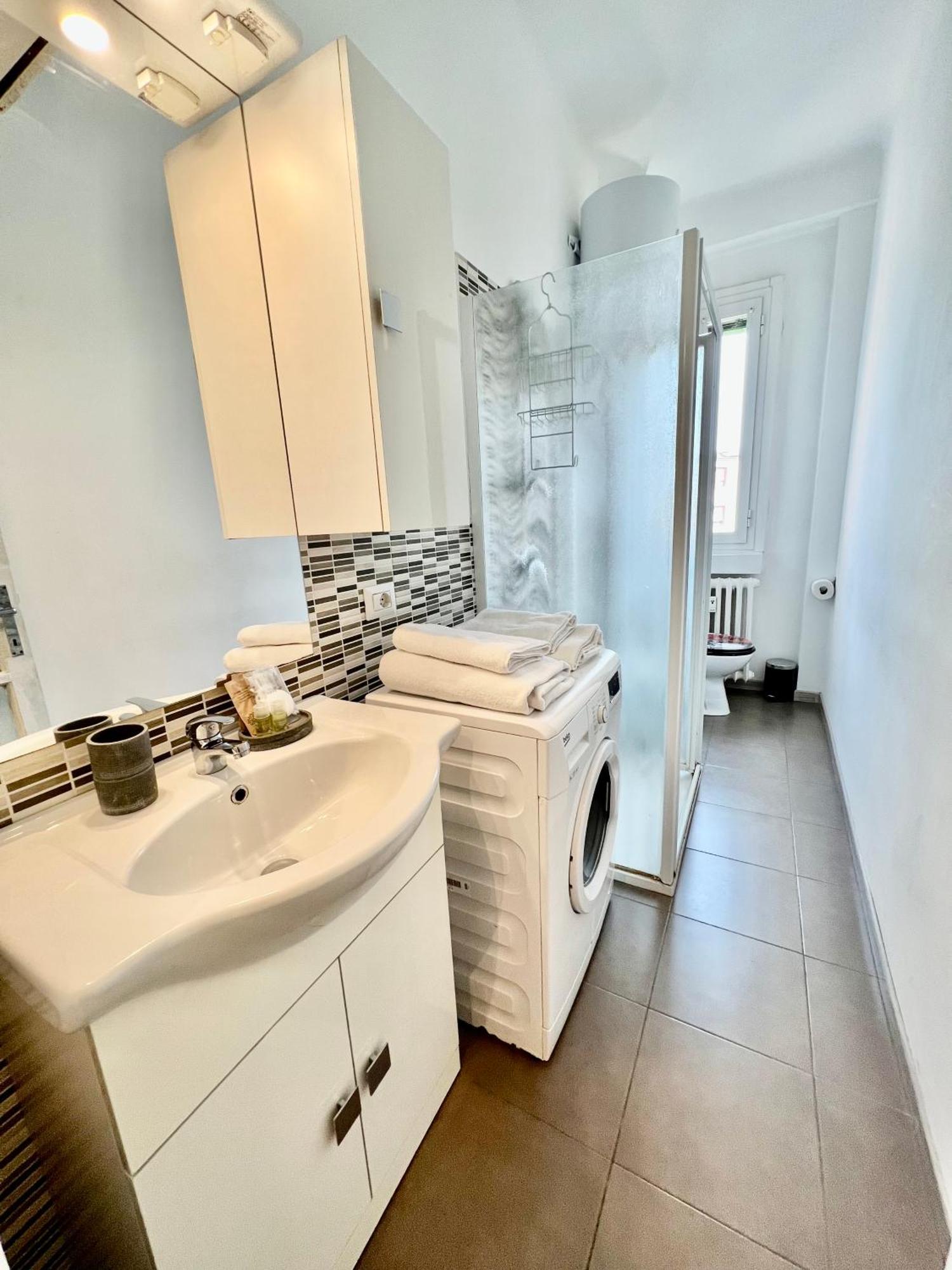 Cozy Apartment 3 Km Away From Duomo Mediolan Zewnętrze zdjęcie
