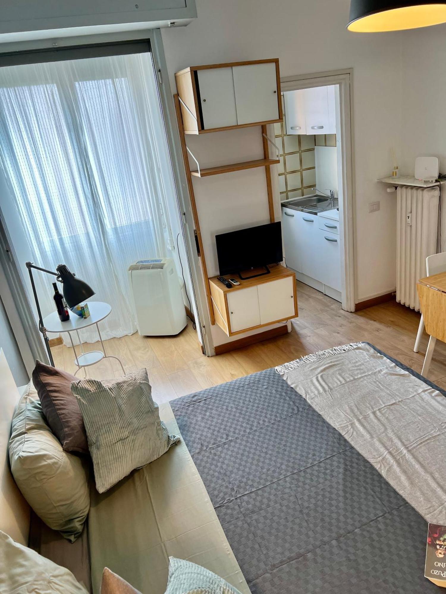 Cozy Apartment 3 Km Away From Duomo Mediolan Zewnętrze zdjęcie
